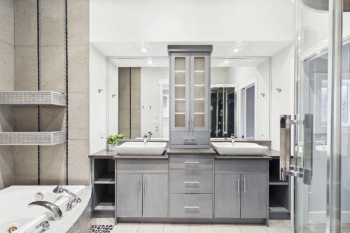 2430 28 Avenue Sw, Calgary, AB 