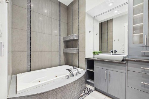 2430 28 Avenue Sw, Calgary, AB 