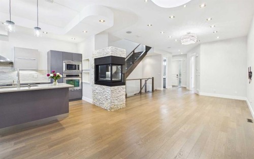 2430 28 Avenue Sw, Calgary, AB 