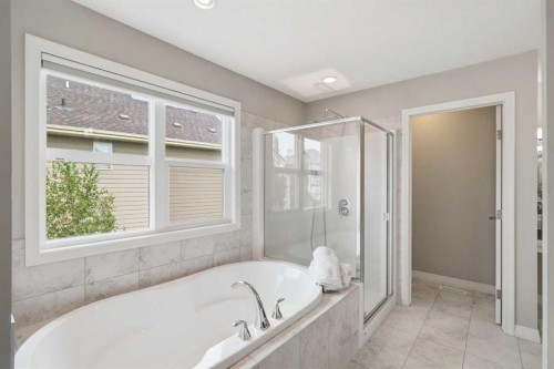 6 Mahogany Lane Se, Calgary, AB 