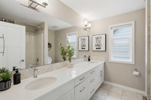 6 Mahogany Lane Se, Calgary, AB 