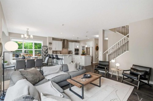 6 Mahogany Lane Se, Calgary, AB 