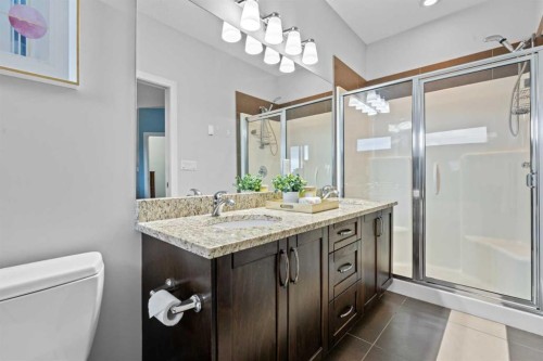 3-1916 36 Street Sw, Calgary, AB - Indoor Photo Showing Bathroom