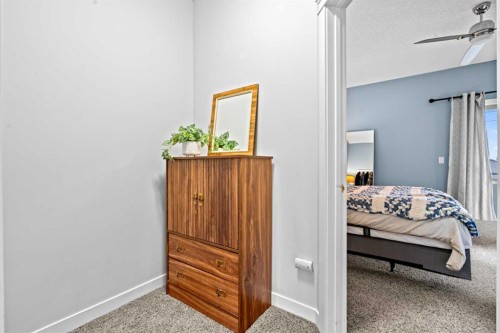 3-1916 36 Street Sw, Calgary, AB - Indoor Photo Showing Bedroom