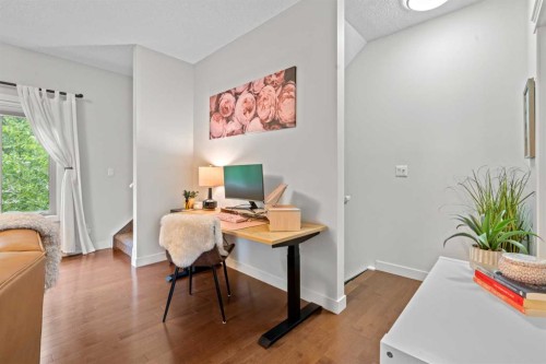 3-1916 36 Street Sw, Calgary, AB - Indoor Photo Showing Office
