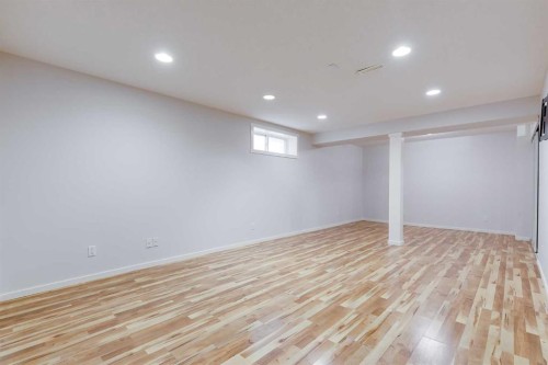 35 New Brighton Manor Se, Calgary, AB - Indoor