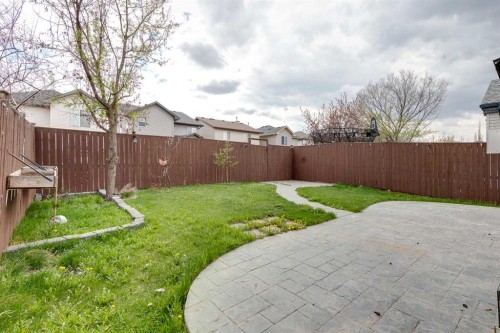 35 New Brighton Manor Se, Calgary, AB - Outdoor