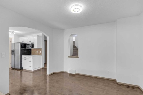 35 New Brighton Manor Se, Calgary, AB - Indoor