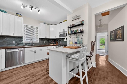 447 Marsh Road Ne, Calgary, AB 