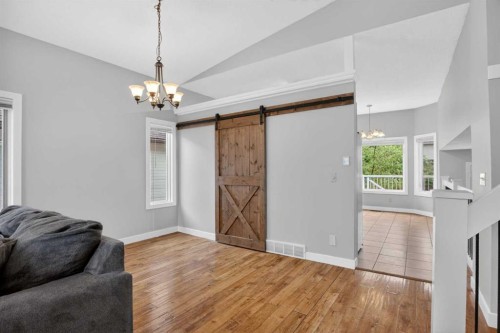 499 Sunmills Drive Se, Calgary, AB 