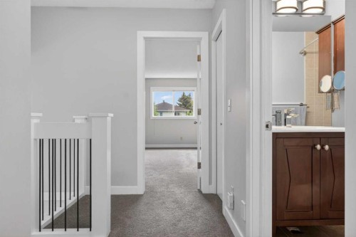 499 Sunmills Drive Se, Calgary, AB 