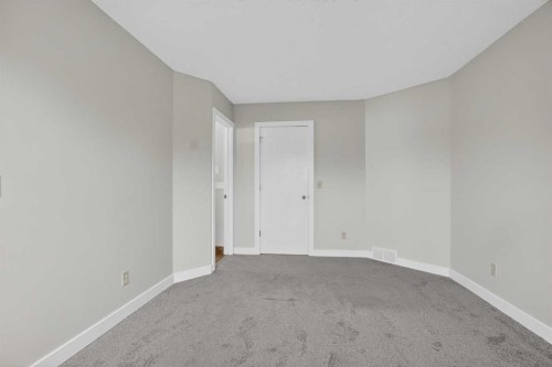 499 Sunmills Drive Se, Calgary, AB 