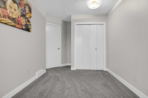 499 Sunmills Drive Se, Calgary, AB 