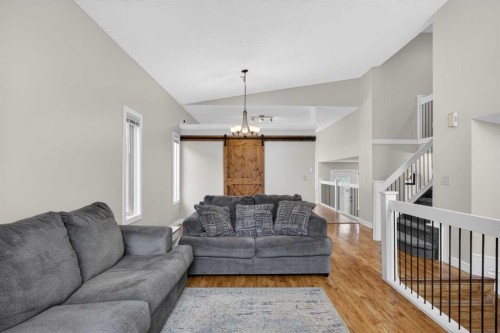 499 Sunmills Drive Se, Calgary, AB 