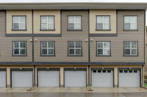 28 Evanscrest Gardens Nw, Calgary, AB 