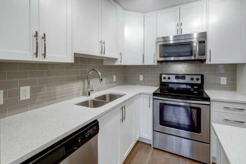 28 Evanscrest Gardens Nw, Calgary, AB 