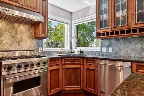 402 Douglas Park View Se, Calgary, AB 