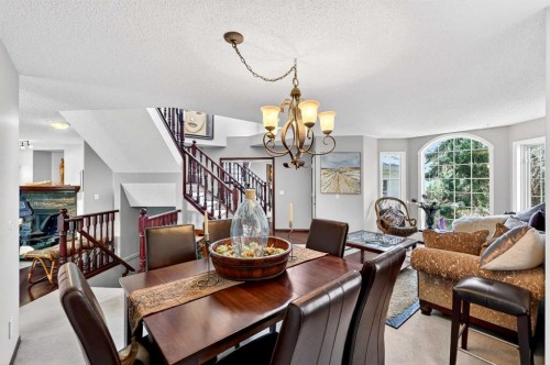 402 Douglas Park View Se, Calgary, AB 