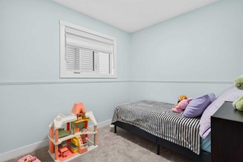 130 Harvest Park Circle Ne, Calgary, AB - Indoor Photo Showing Bedroom