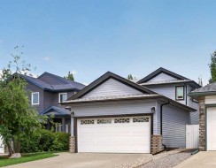 130 Harvest Park Circle NE Calgary, AB T3K 4V3