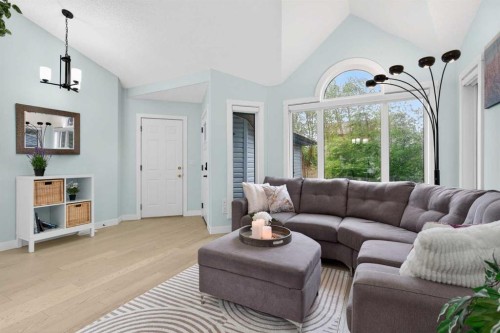 130 Harvest Park Circle Ne, Calgary, AB - Indoor Photo Showing Living Room
