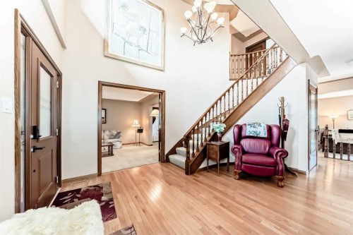 71 Edenwold Place Nw, Calgary, AB - Indoor Photo Showing Other Room
