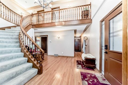 71 Edenwold Place Nw, Calgary, AB - Indoor Photo Showing Other Room