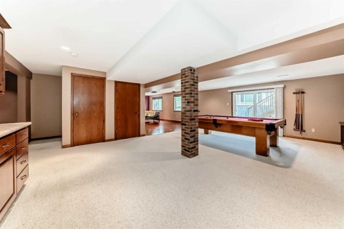 71 Edenwold Place Nw, Calgary, AB - Indoor Photo Showing Other Room