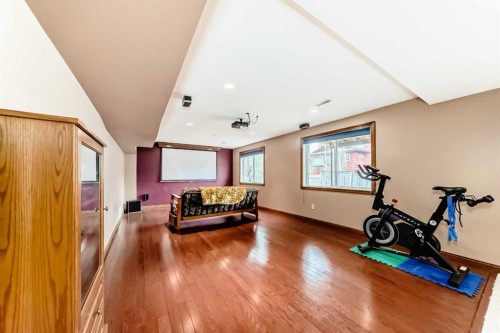 71 Edenwold Place Nw, Calgary, AB - Indoor Photo Showing Gym Room