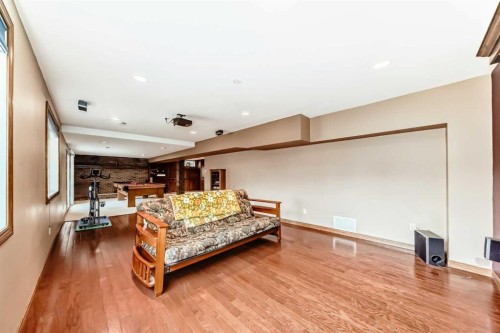 71 Edenwold Place Nw, Calgary, AB - Indoor