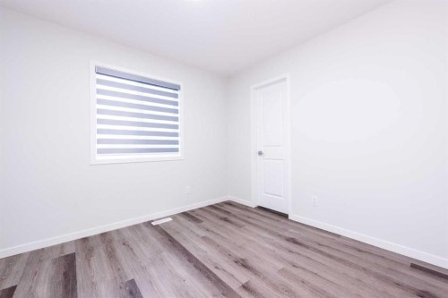 57 Corner Glen Row Ne, Calgary, AB 