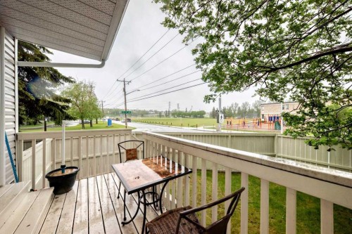 4 Glenbrook Villas Sw, Calgary, AB 