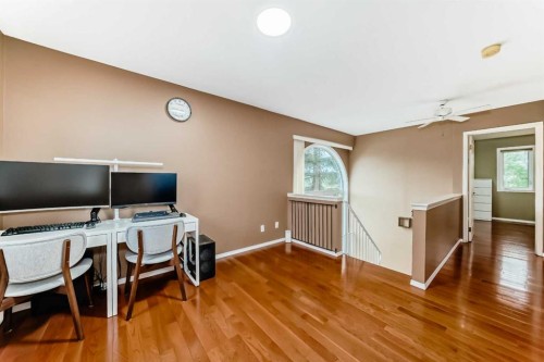 4 Glenbrook Villas Sw, Calgary, AB 