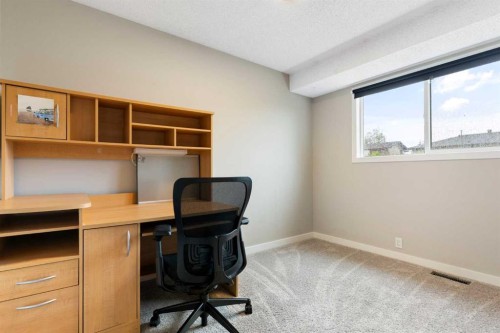25 Bermuda Place, Calgary, AB - Indoor Photo Showing Office