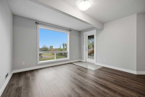 64 Panton Heights Nw, Calgary, AB - Indoor Photo Showing Other Room