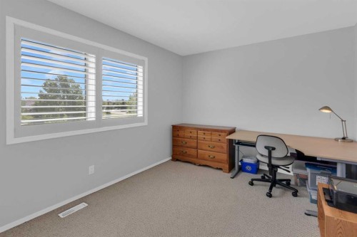 381 Silver Springs Way Nw, Airdrie, AB 