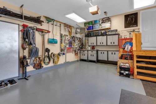 381 Silver Springs Way Nw, Airdrie, AB 