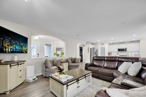 907 Cimarron Park Close South, Okotoks, AB 