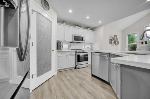 907 Cimarron Park Close South, Okotoks, AB 