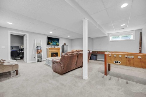 907 Cimarron Park Close South, Okotoks, AB 