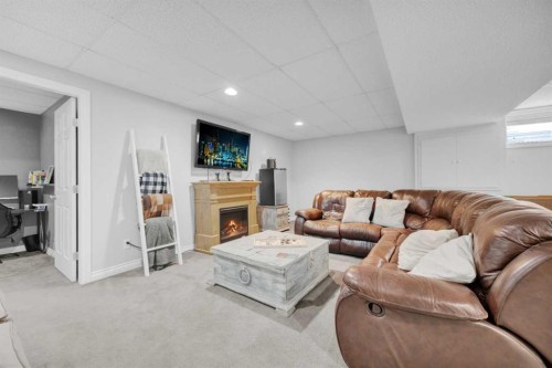 907 Cimarron Park Close South, Okotoks, AB 