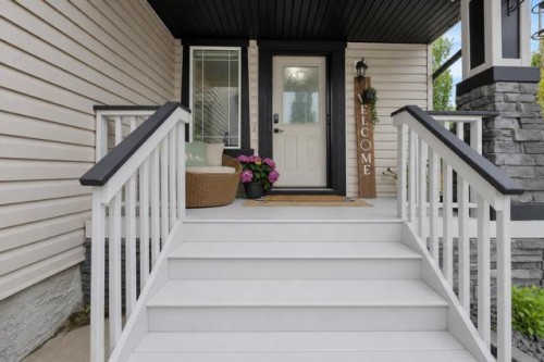 907 Cimarron Park Close South, Okotoks, AB 