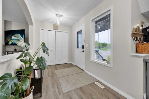 907 Cimarron Park Close South, Okotoks, AB 