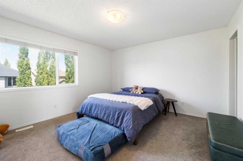 2693 Coopers Circle Sw, Airdrie, AB 