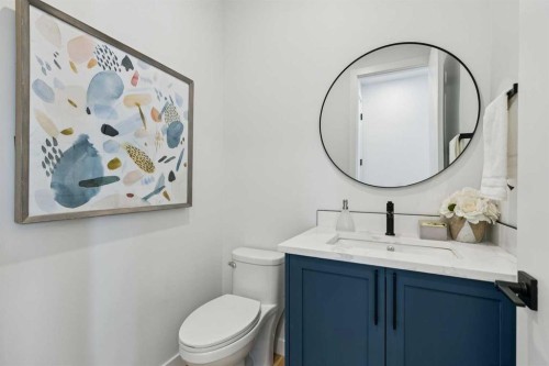 3-440 32 Avenue Nw, Calgary, AB - Indoor Photo Showing Bathroom