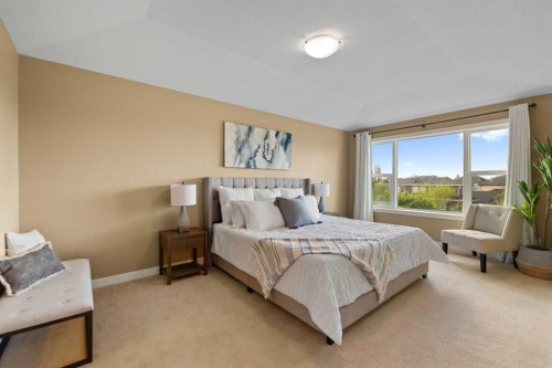 48 Strathlea Close Sw, Calgary, AB 