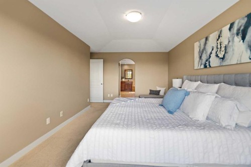48 Strathlea Close Sw, Calgary, AB 
