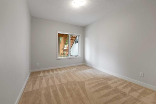 48 Strathlea Close Sw, Calgary, AB 