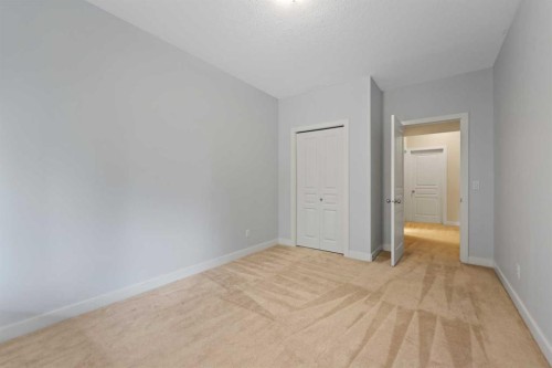 48 Strathlea Close Sw, Calgary, AB 