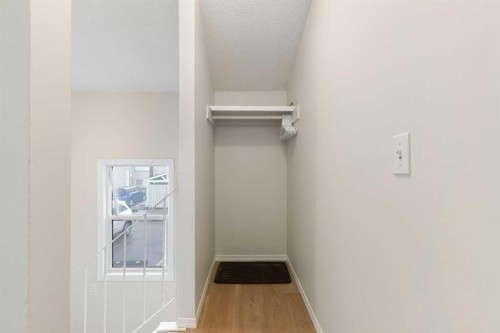 14-8544 48 Avenue Nw, Calgary, AB - Indoor